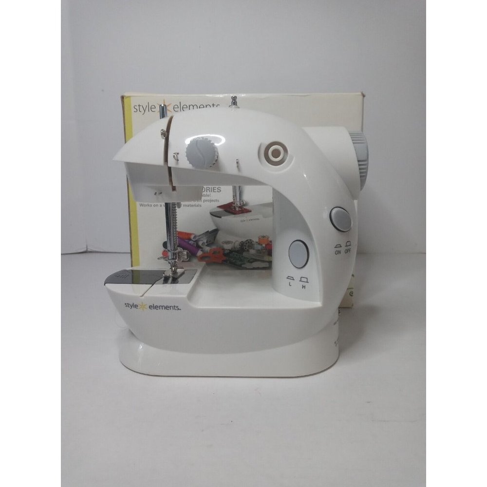 Style Elements Mini Sewing Machine
